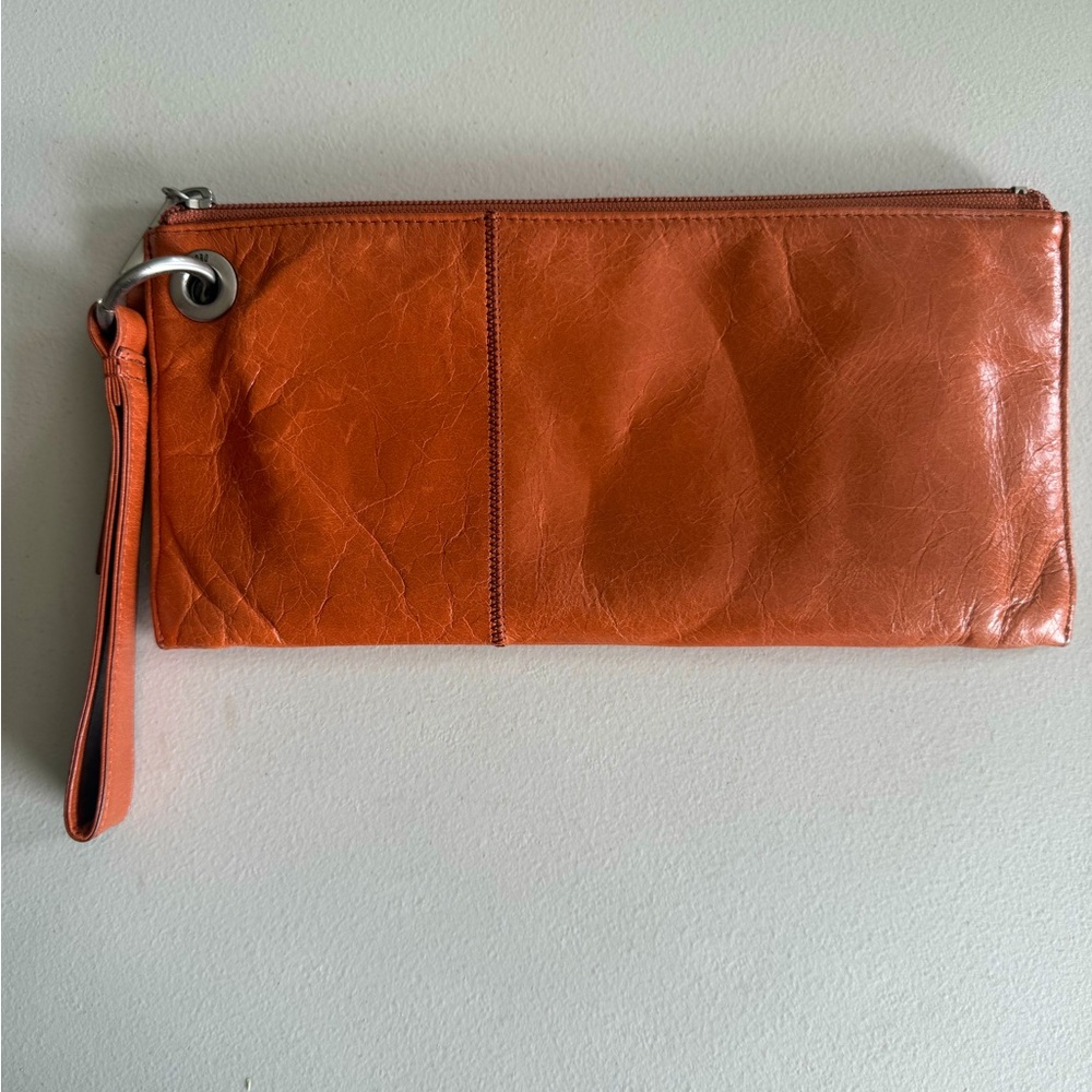 Hobo bag Vida Wristlet- excellent condition